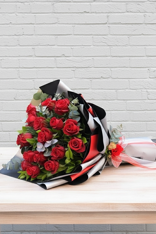 70 Cm 30 Adet Kırmızı Gülden Buket