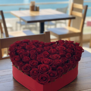 50 Kırmızı Gülden Kalp Arajman